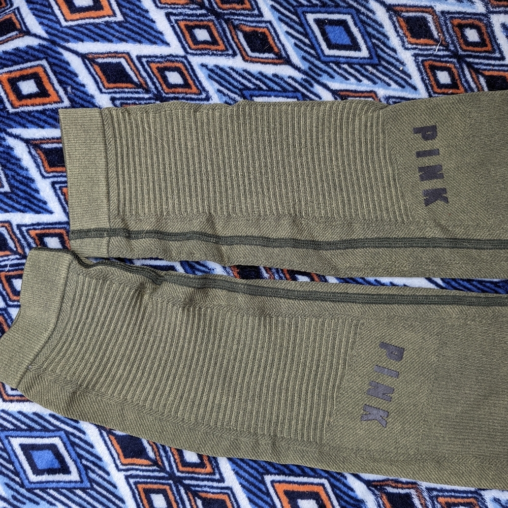 Victoria Secret Pink Olive Green Compression Leggings XS - Picture 2 of 8